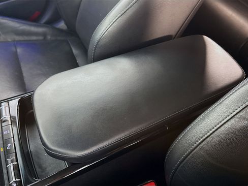 Used 2019 Kia Stinger image 18