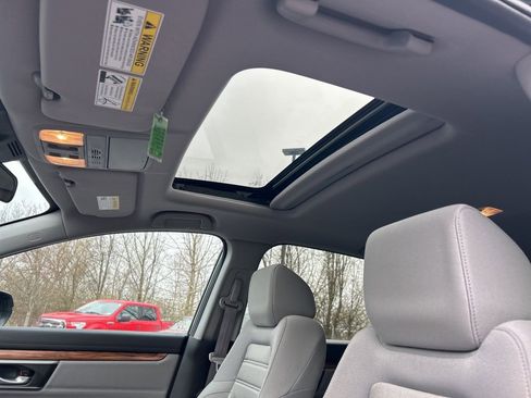 Used 2017 Honda CR-V EX image 17