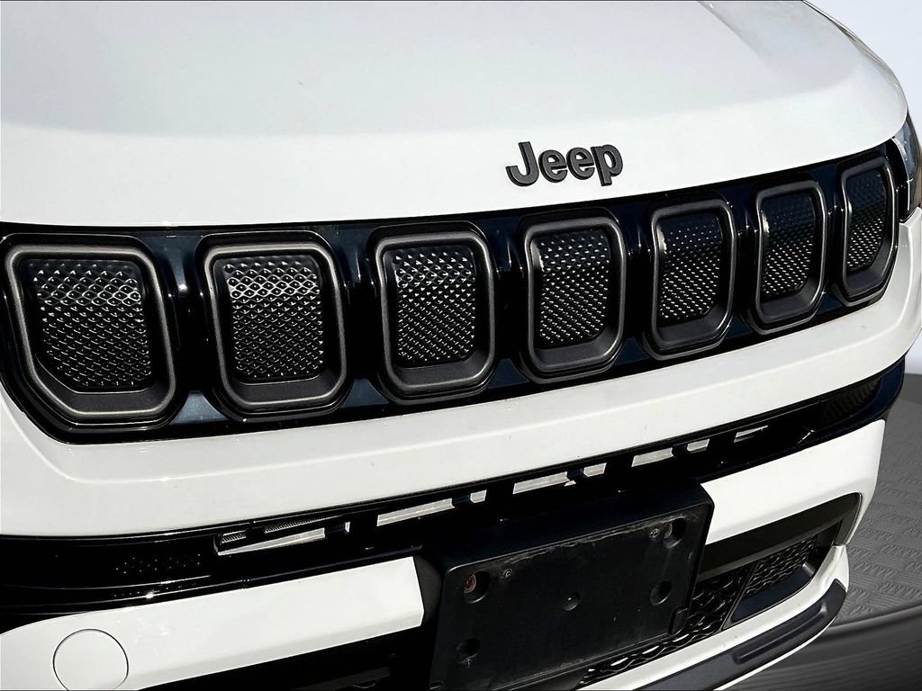 Used 2022 Jeep Compass High Altitude AWD/4WD image 35