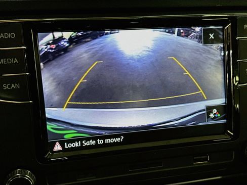 Used 2014 Volkswagen Jetta TDI FWD image 22