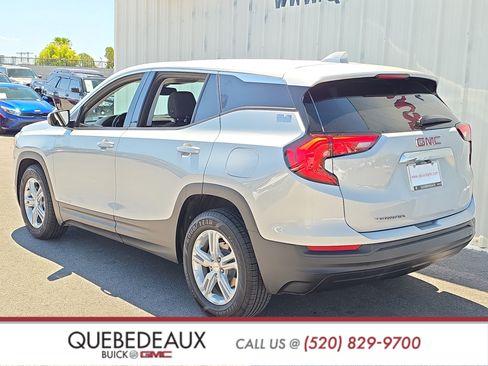 Used 2020 GMC Terrain SLE FWD image 5