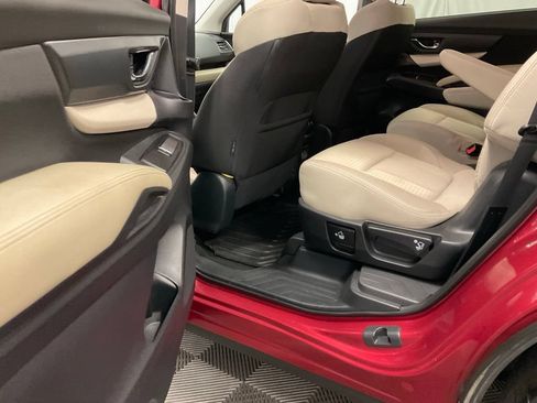 Used 2019 Subaru Ascent Premium AWD/4WD image 28