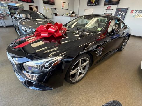 Used 2017 Mercedes-Benz SL 550 image 24