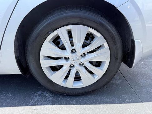 Used 2020 Nissan Sentra S FWD image 26