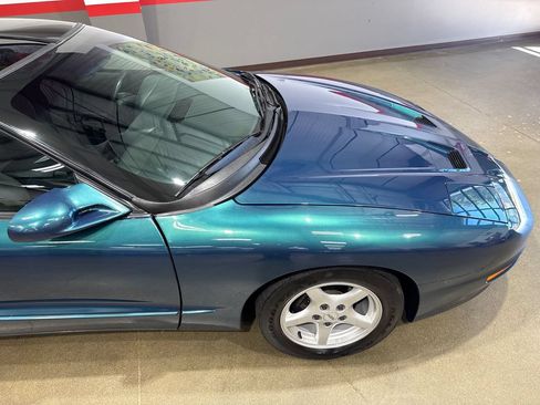 Used 1997 Pontiac Firebird Formula w/ Opt Pkg RWD image 37