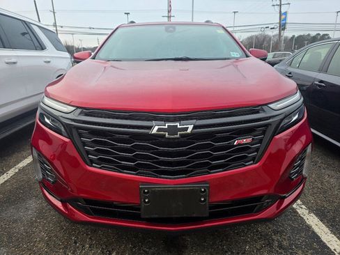 Used 2024 Chevrolet Equinox RS image 2