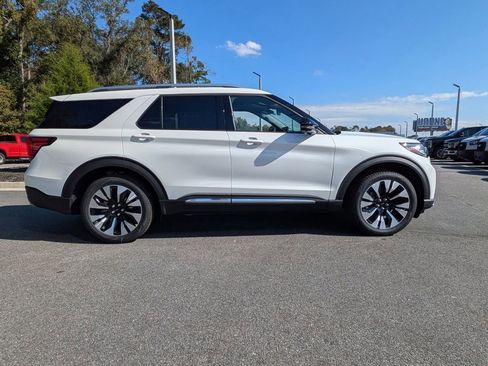 New 2026 Ford Explorer Platinum w/ LUX Leather Package image 3