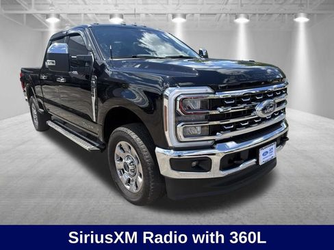 Used 2025 Ford F250 Lariat w/ Chrome Package AWD/4WD image 8
