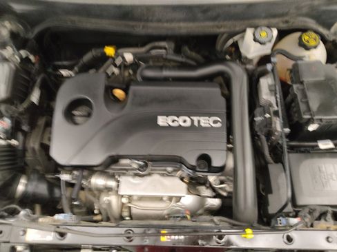 Used 2019 Chevrolet Equinox LT image 30