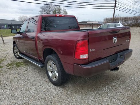 Used 2018 RAM 1500 Express AWD/4WD image 4