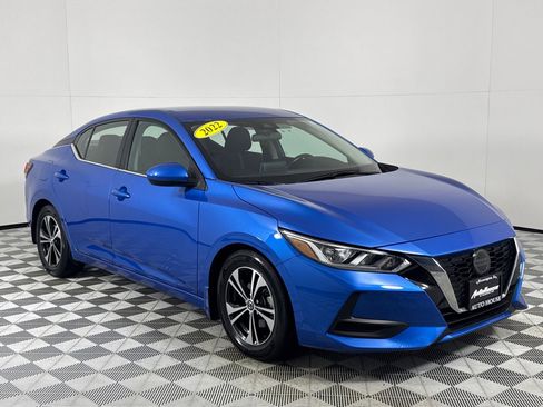 Used 2022 Nissan Sentra SV image 3