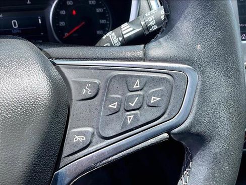 Used 2024 Chevrolet Equinox LT FWD image 20