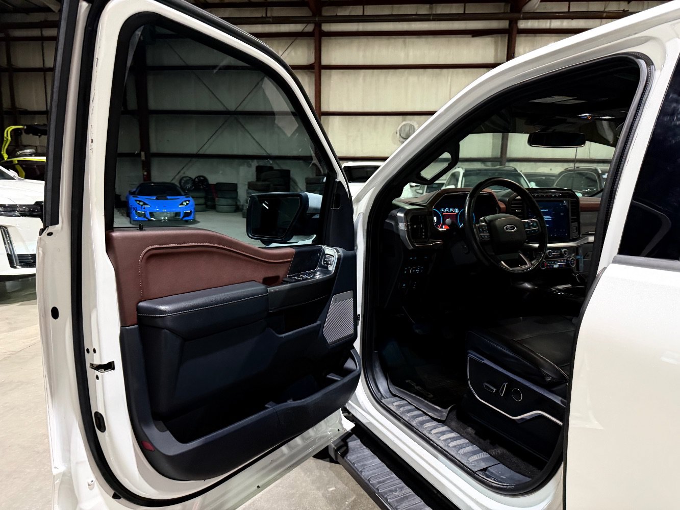 Used 2022 Ford F150 Lariat w/ Equipment Group 502A High AWD/4WD image 12