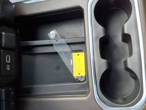 Used 2022 GMC Sierra 2500 Denali w/ Denali Ultimate Package image 26