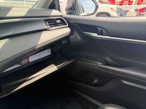 Certified 2023 Toyota Camry SE image 24