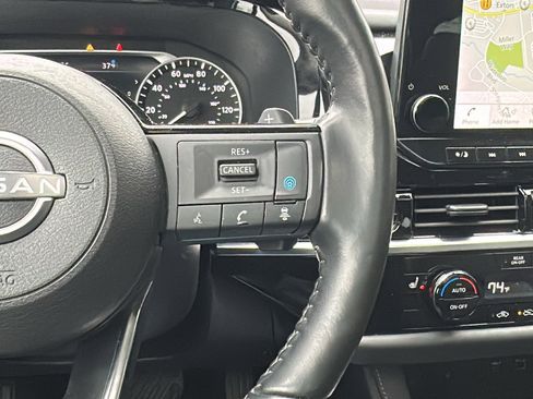 Certified 2023 Nissan Pathfinder SL w/ SL Premium Package image 17