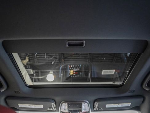 Used 2023 Dodge Charger SRT Hellcat w/ Harman/Kardon Audio Group image 37