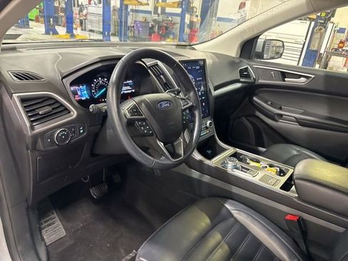 Certified 2022 Ford Edge SEL w/ Convenience Package image 19