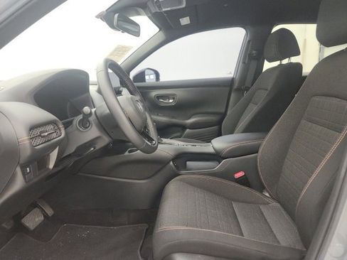 Used 2025 Honda HR-V Sport image 14