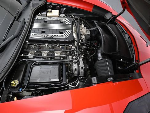 Used 2015 Chevrolet Corvette Z06 w/ 3LZ Preferred Equipment Group image 29