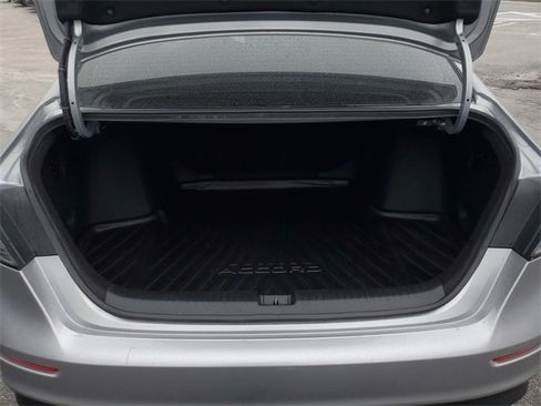 Used 2024 Honda Accord LX image 9