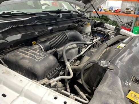 Used 2015 RAM 1500 Tradesman AWD/4WD image 34