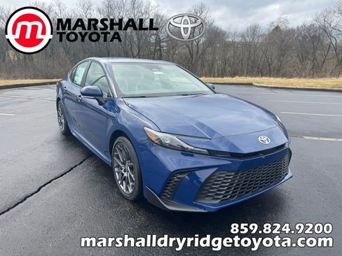 New 2026 Toyota Camry SE image 1