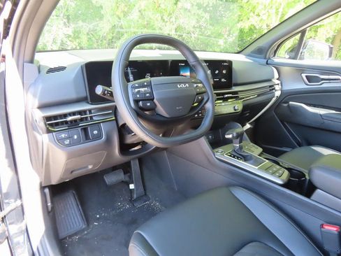 Certified 2026 Kia Sportage X-Line w/ X-Line Premium Package image 21