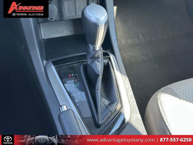 Used 2018 Toyota Corolla LE FWD image 32