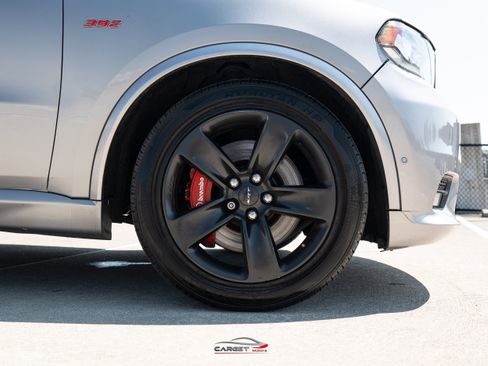 Used 2018 Dodge Durango SRT w/ Technology Group AWD/4WD image 9
