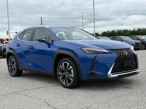 Used 2024 Lexus UX 250h AWD image 8