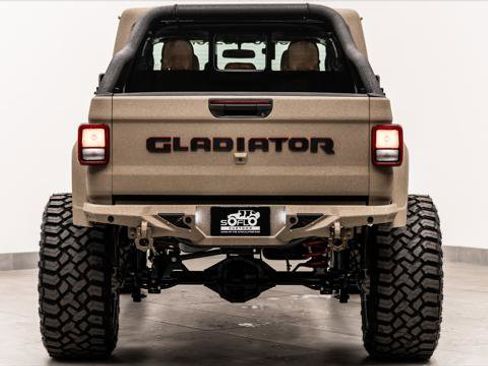 Used 2026 Jeep Gladiator Sport AWD/4WD image 8