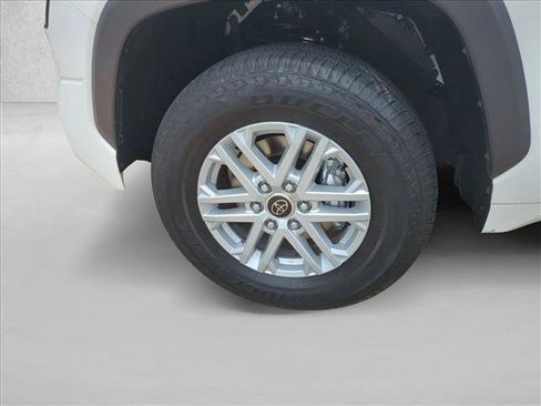 Used 2024 Toyota Tundra SR5 w/ SR5 Convenience Package RWD image 23