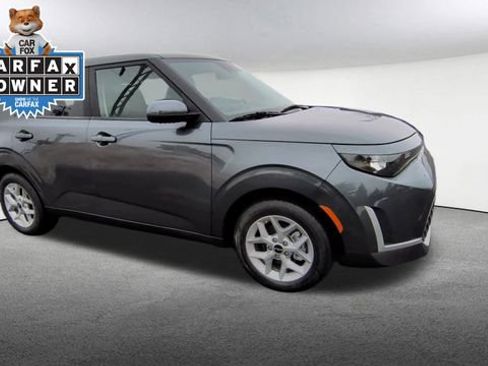 Used 2023 Kia Soul LX w/ Option Group 015 image 2