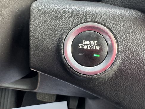 Used 2023 GMC Terrain AT4 image 16