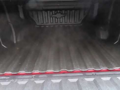 Used 2024 Chevrolet Colorado Z71 w/ Z71 Convenience Package 2 image 12