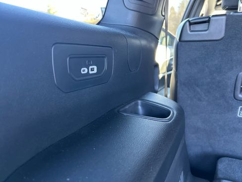 Used 2025 Jeep Grand Cherokee L Laredo w/ Luxury Tech Group I image 47