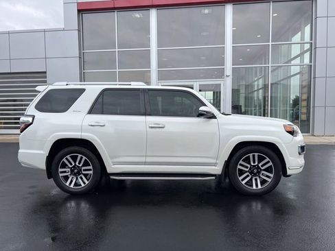 Certified 2017 Toyota 4Runner Limited image 8