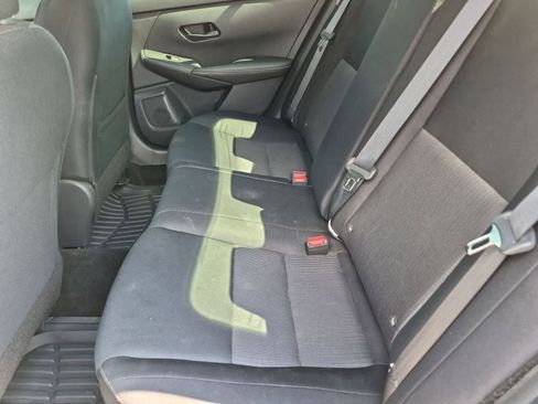 Used 2024 Nissan Sentra SV FWD image 19
