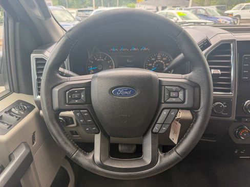 Used 2015 Ford F150 XLT w/ Equipment Group 301A Mid RWD image 8