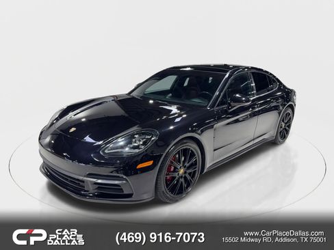 Used 2018 Porsche Panamera 4 image 5
