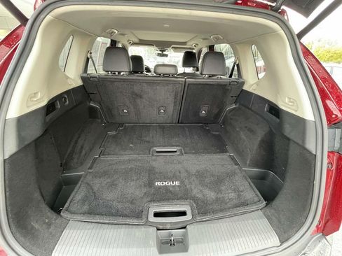 Used 2023 Nissan Rogue Platinum w/ Platinum Premium Package image 10