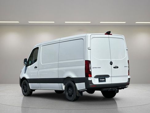 New 2024 Mercedes-Benz Sprinter 144 Cargo image 6