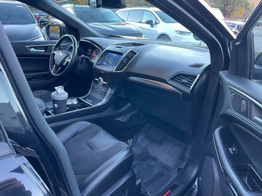 Used 2020 Ford Edge ST w/ Equipment Group 401A AWD/4WD image 11
