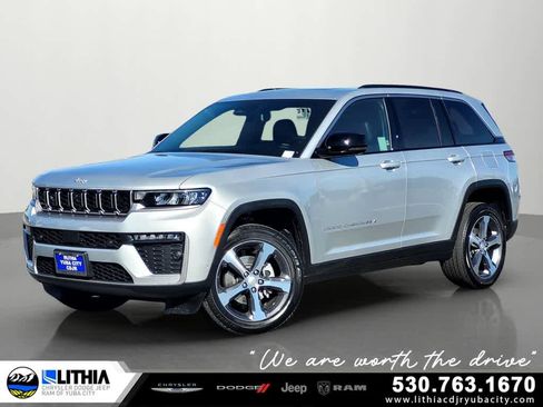 New 2026 Jeep Grand Cherokee Limited image 1