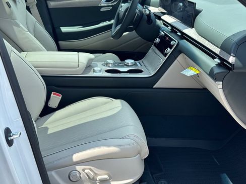 New 2026 Genesis GV80 2.5T Prestige AWD/4WD image 15