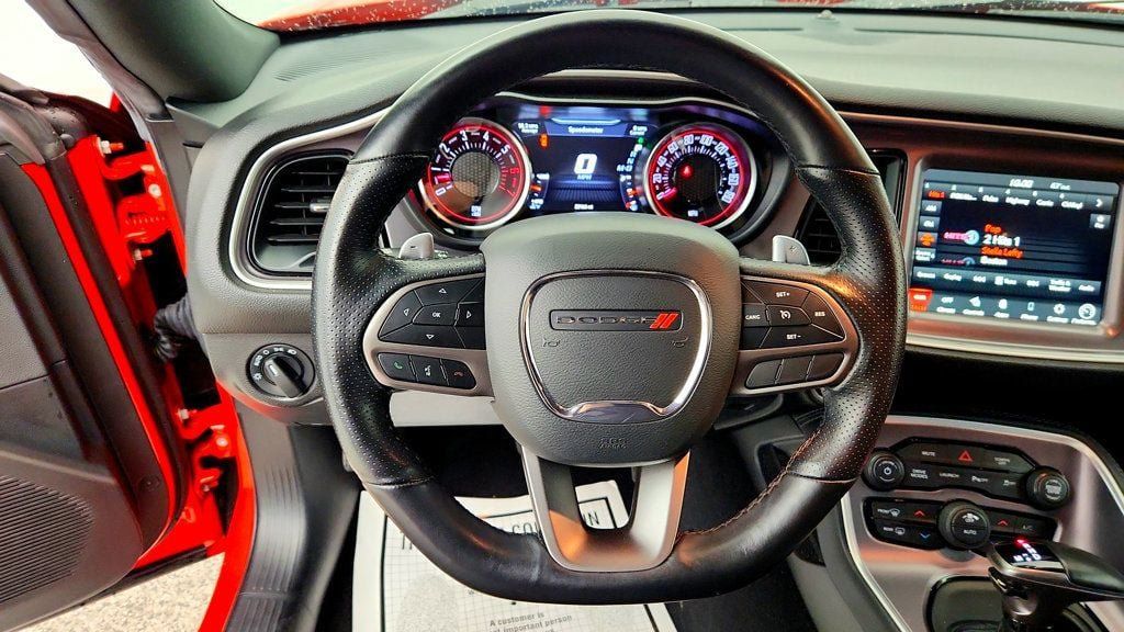 Used 2022 Dodge Challenger R/T Scat Pack RWD image 12
