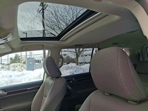 Used 2019 Lexus GX 460 Premium image 14