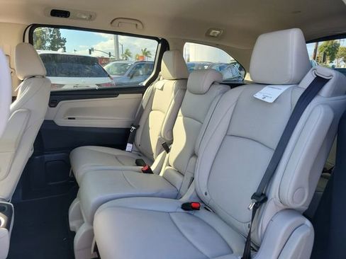 New 2026 Honda Odyssey EX-L image 10