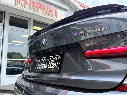 Used 2020 BMW M340i RWD image 9